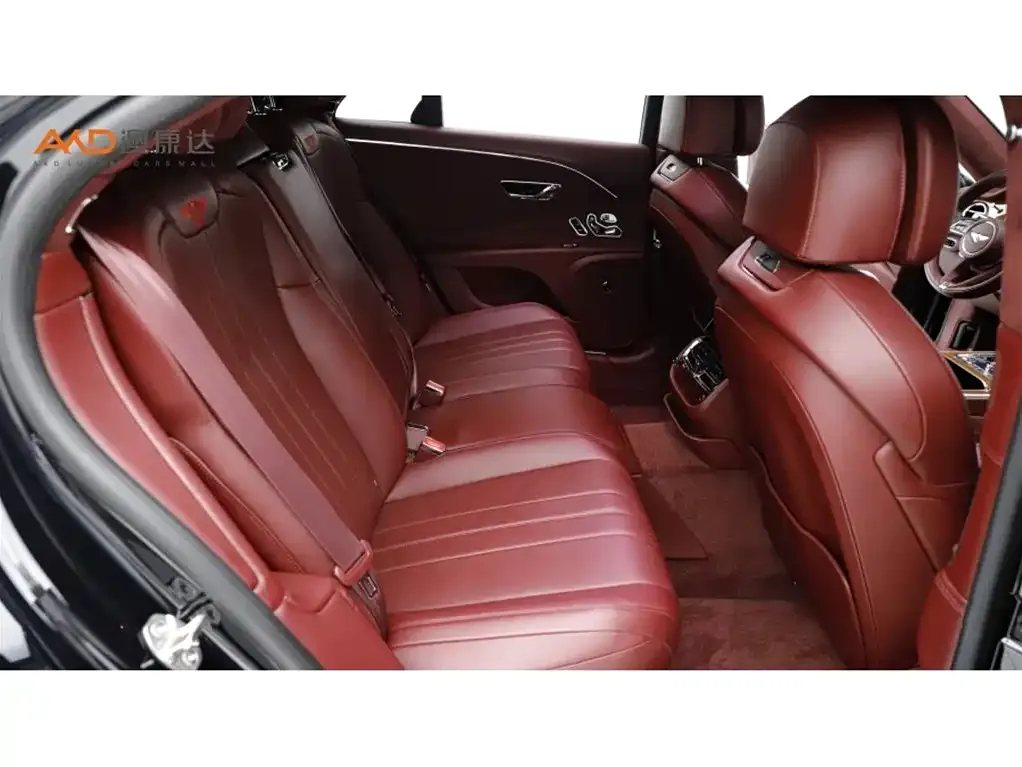 Bentley Flying Spur — фото 8