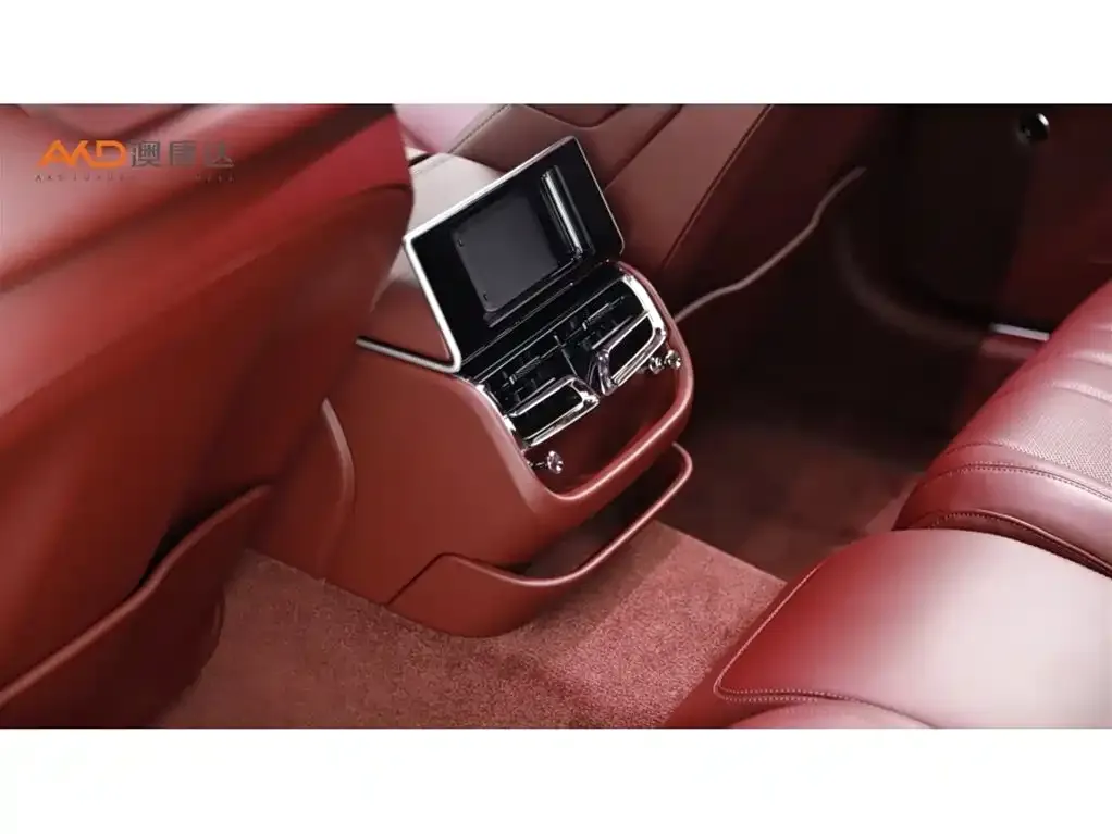 Bentley Flying Spur — фото 9