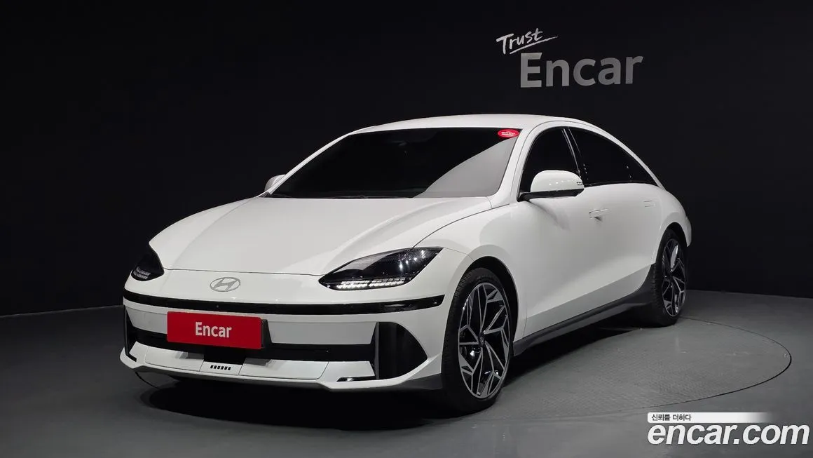Hyundai Ioniq6 — фото 1