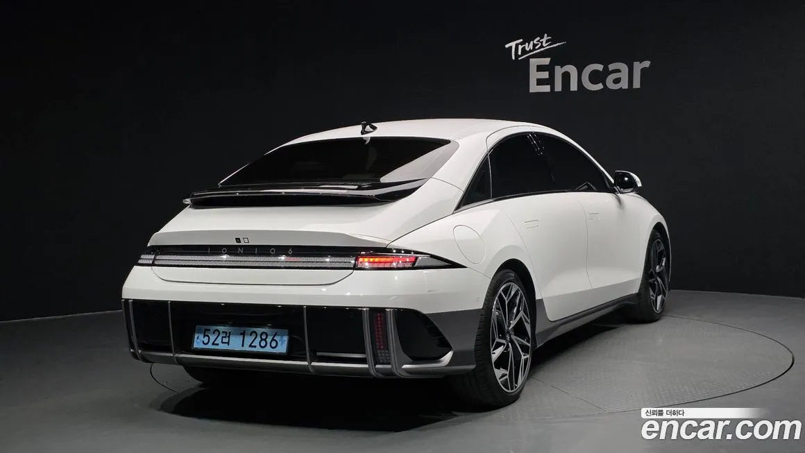 Hyundai Ioniq6 — фото 2