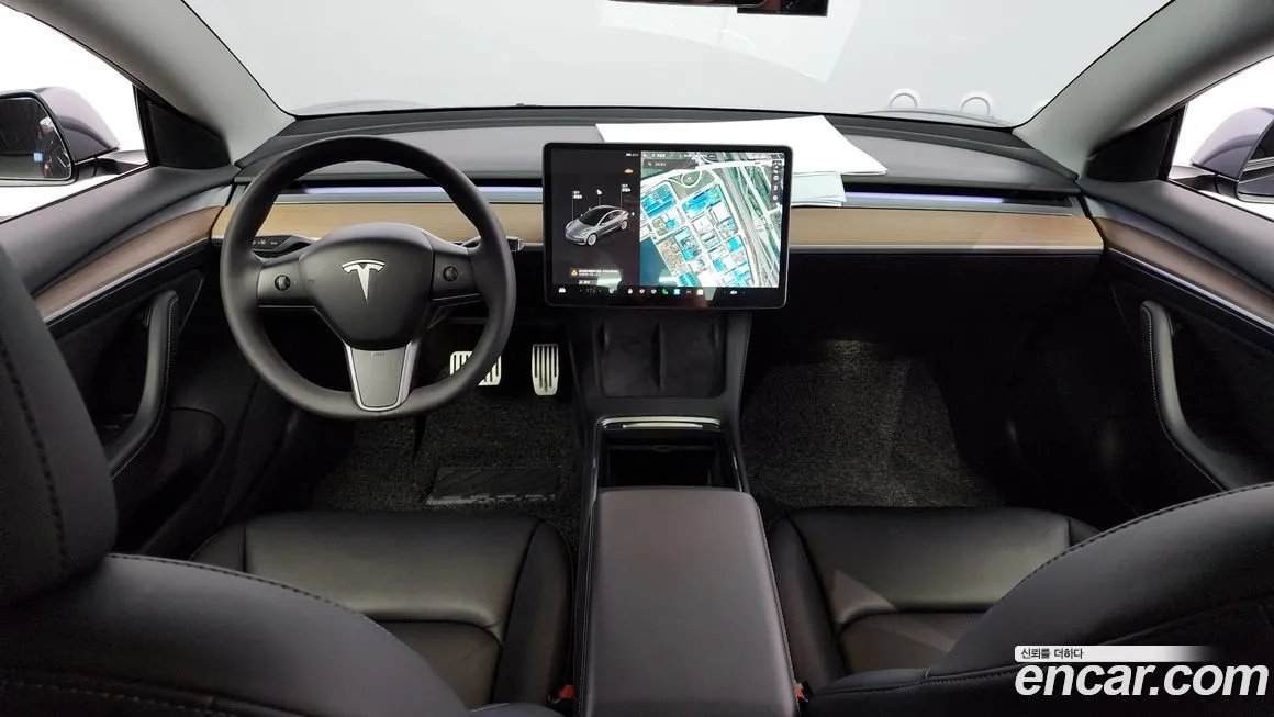 Tesla Model 3 — фото 7
