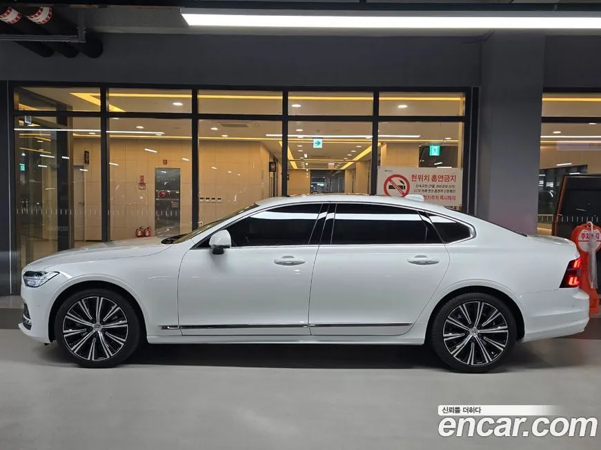 Volvo S90 — фото 3