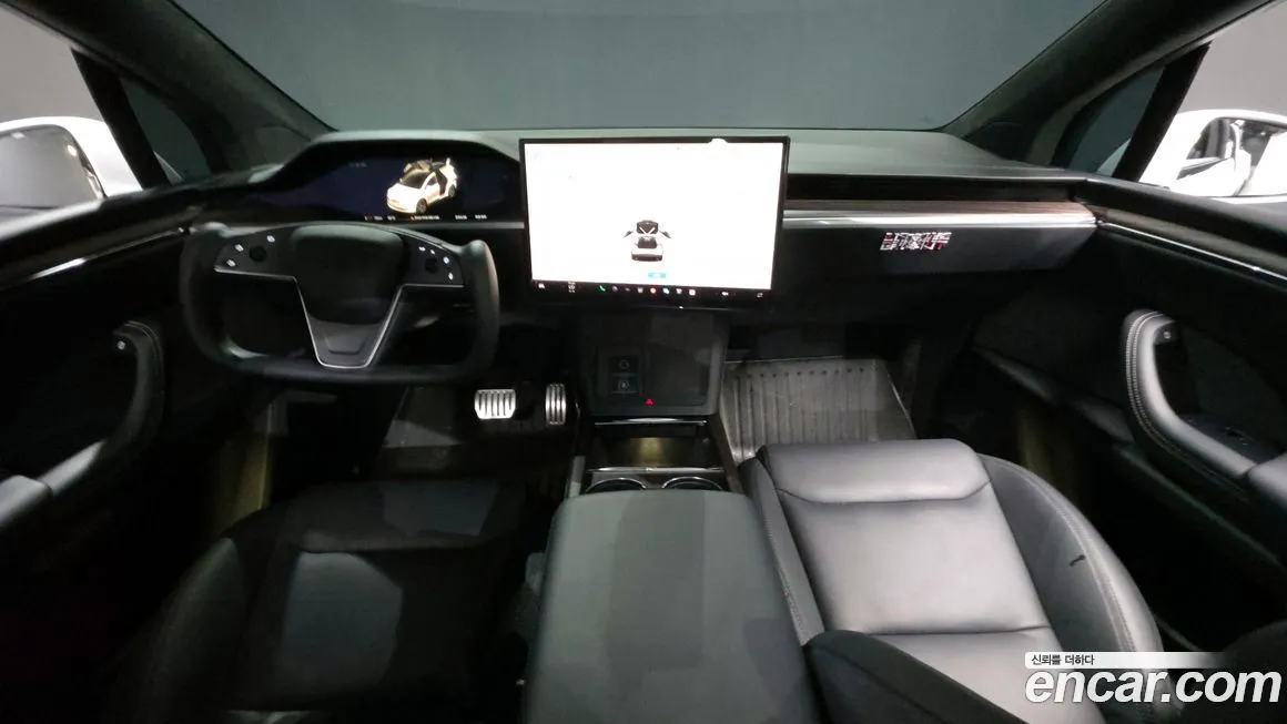 Tesla Model X — фото 7