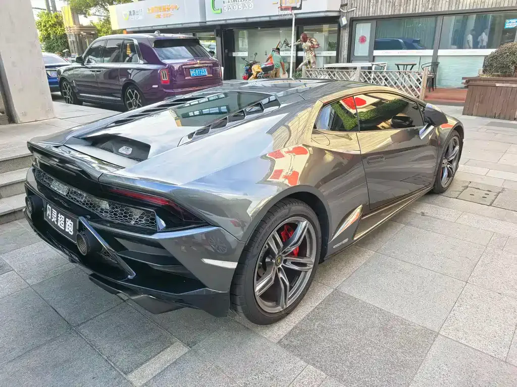 Lamborghini Huracan — фото 7