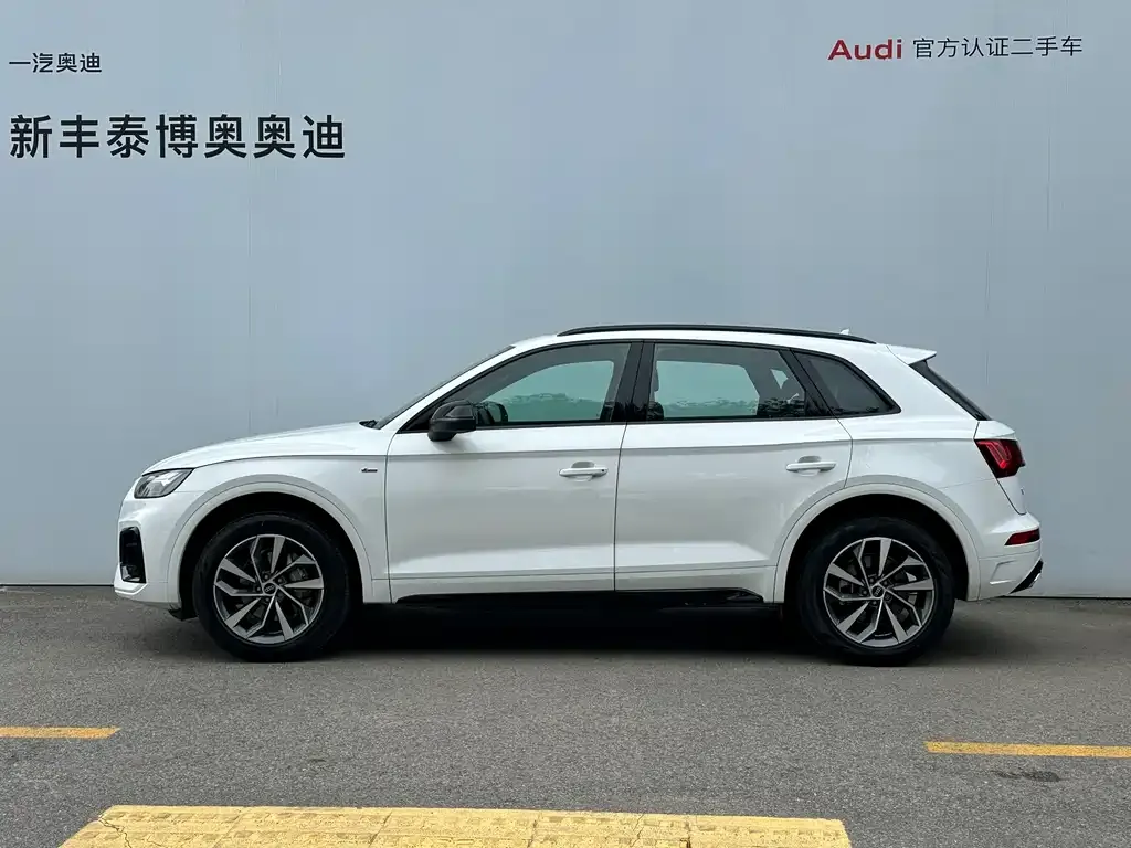 Audi Q5L — фото 3