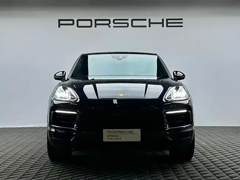 Porsche Cayenne — фото 2
