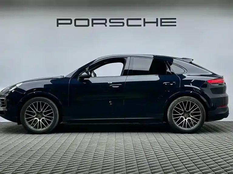 Porsche Cayenne — фото 4