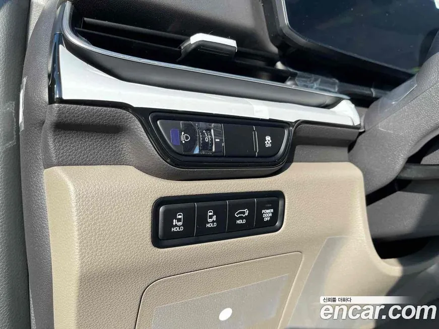 Kia Carnival — фото 10