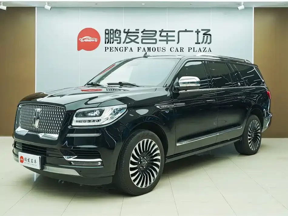 Lincoln Navigator — фото 1