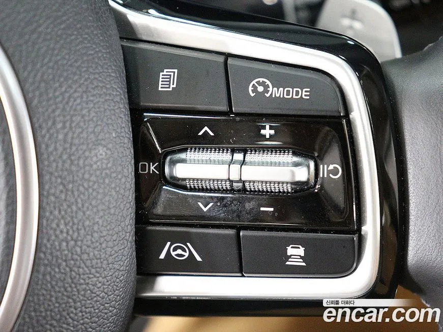 Kia Carnival — фото 10