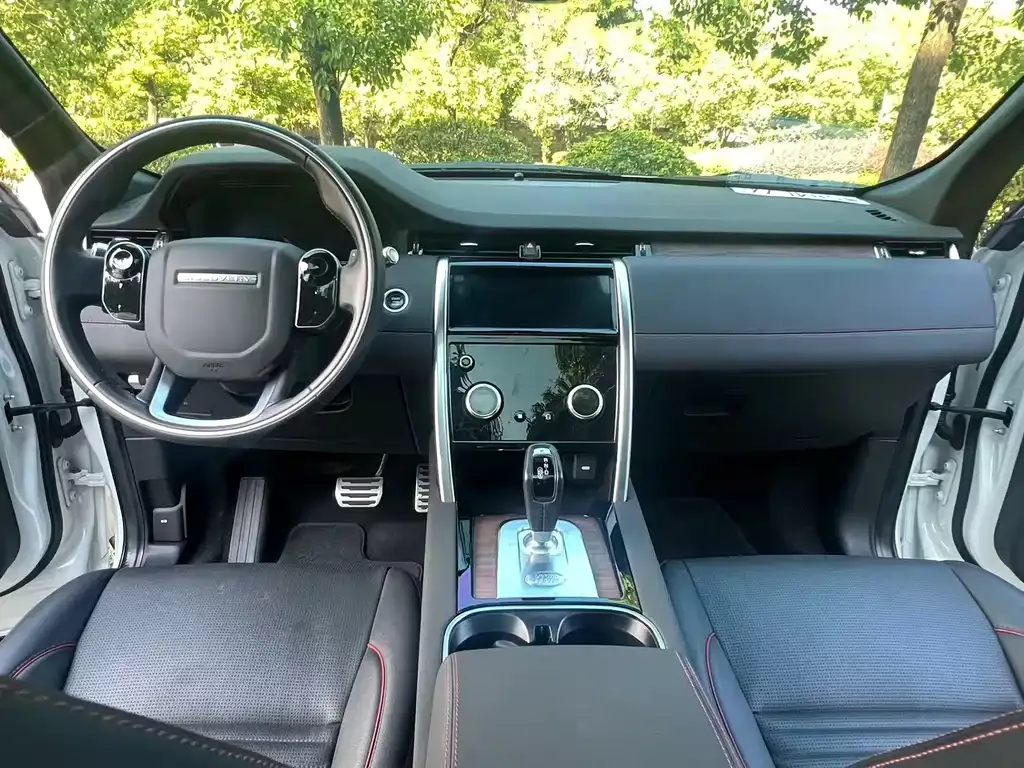 Land Rover Discovery Sport — фото 10