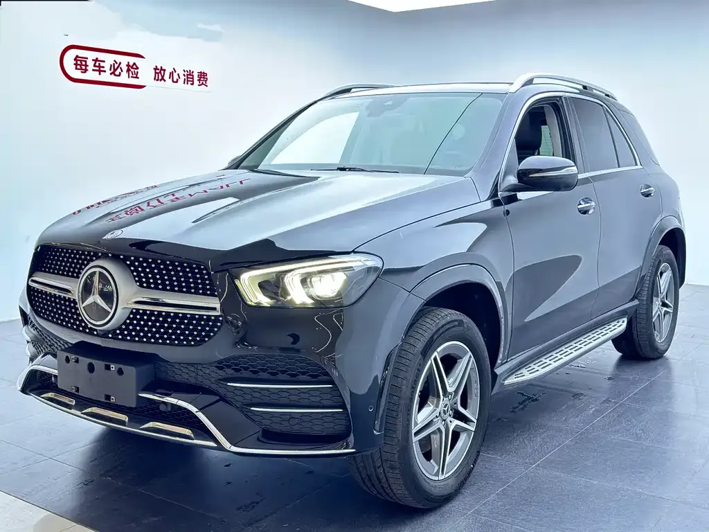 Mercedes-Benz GLE — фото 1