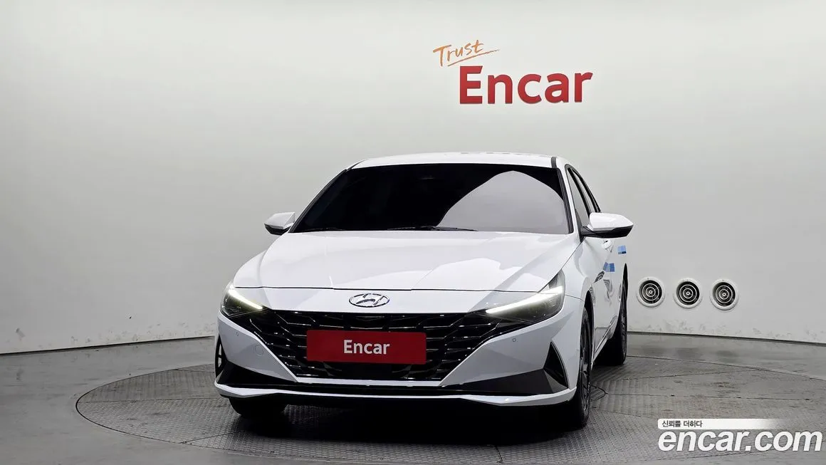Hyundai AVANTE — фото 3