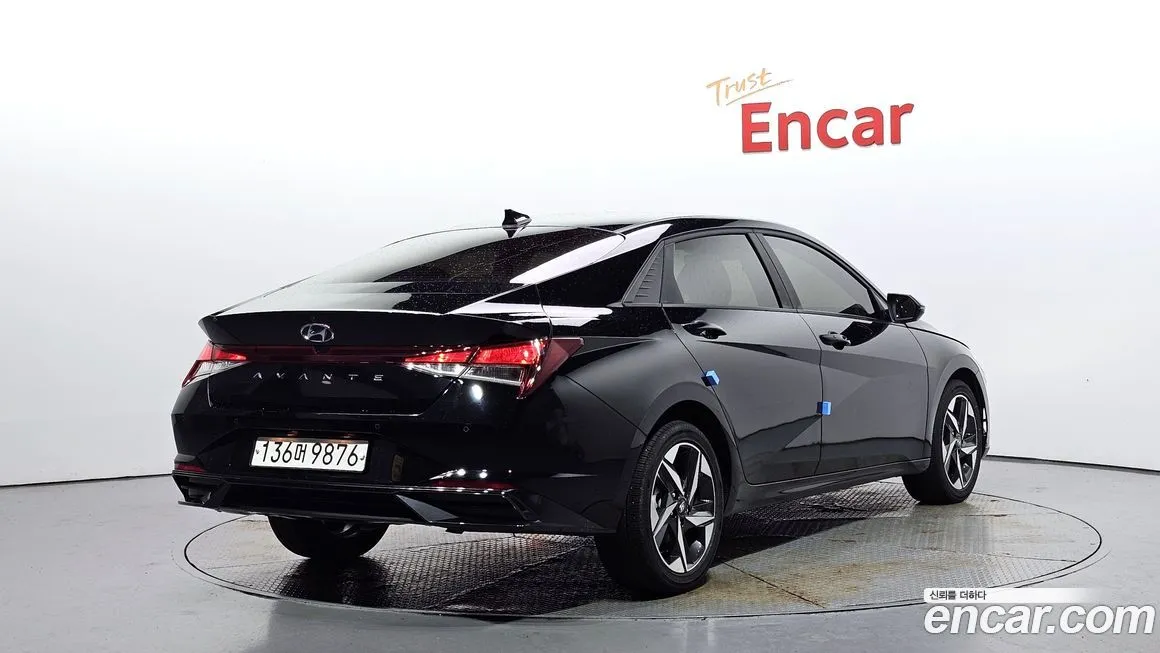 Hyundai AVANTE — фото 2