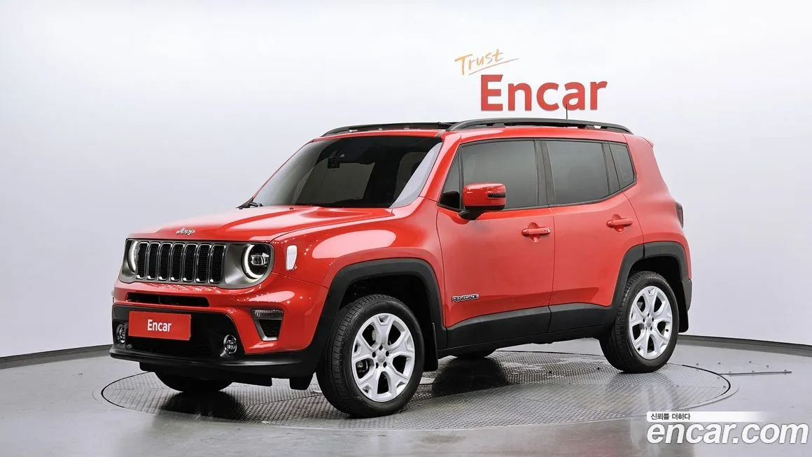 Jeep Renegade — фото 1