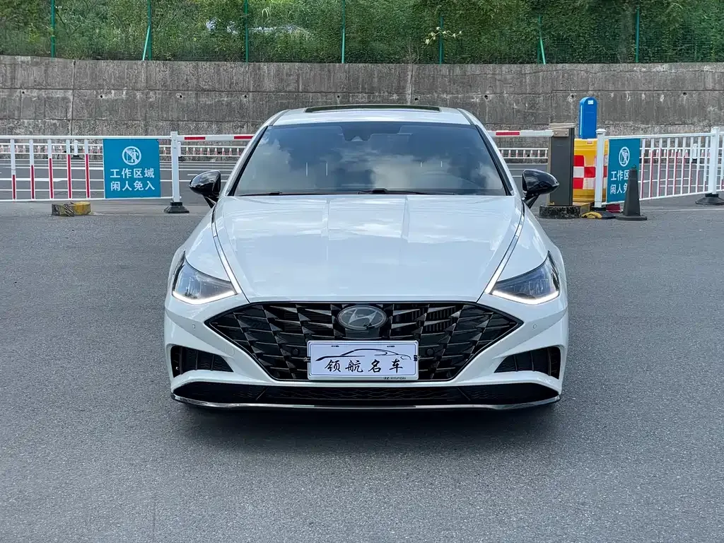 Hyundai Sonata — фото 2
