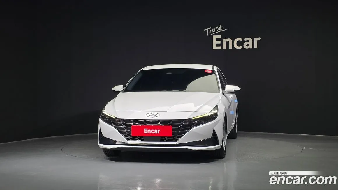 Hyundai AVANTE — фото 3