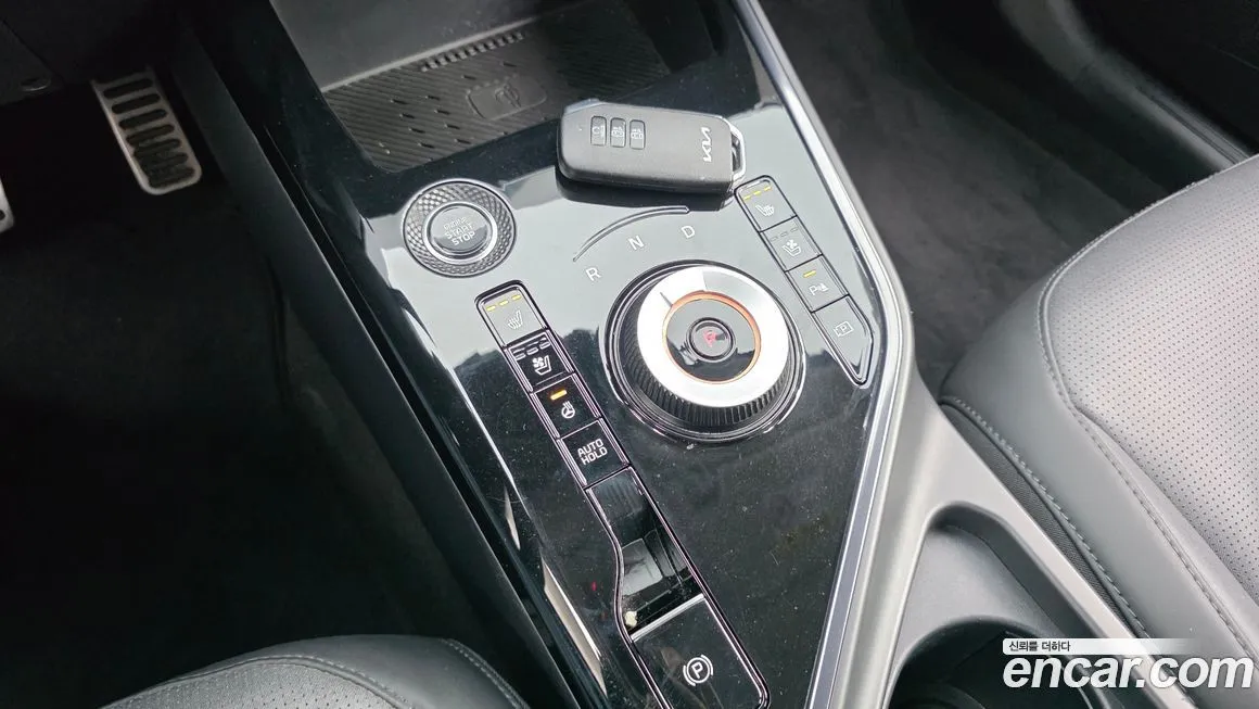 Kia Niro — фото 9