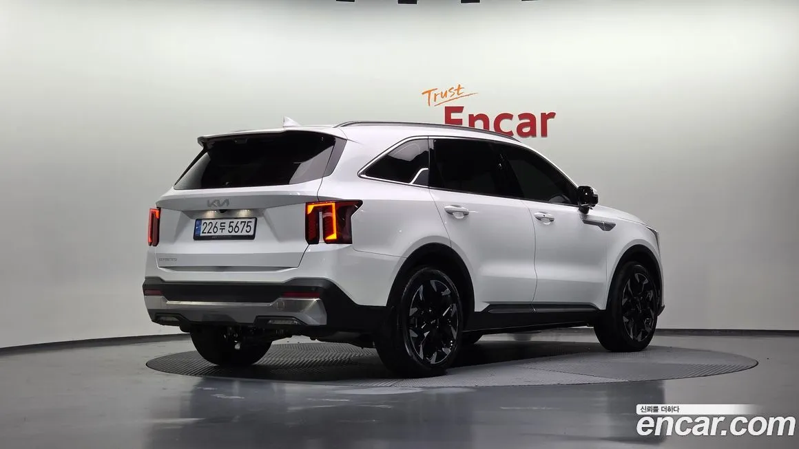 Kia Sorento — фото 2