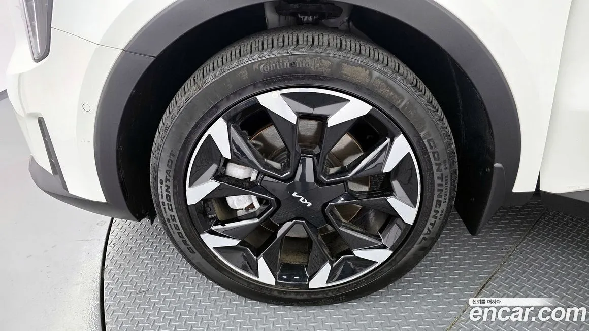 Kia Sorento — фото 5