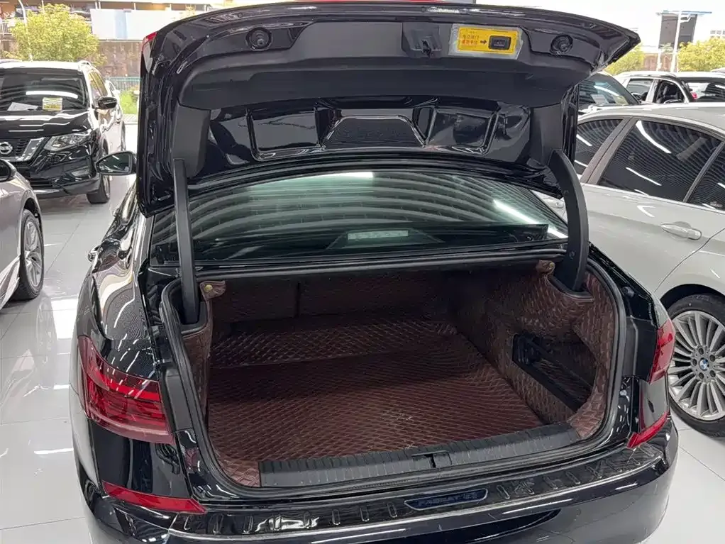 Volkswagen Passat — фото 8