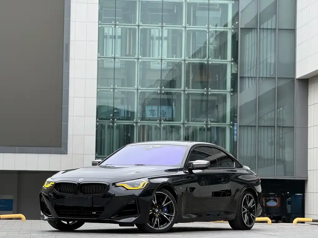 BMW M240i — фото 1