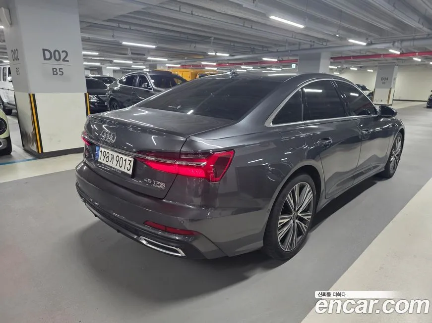 Audi A6 — фото 6