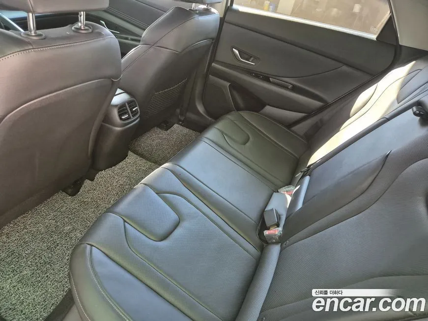 Hyundai AVANTE — фото 10