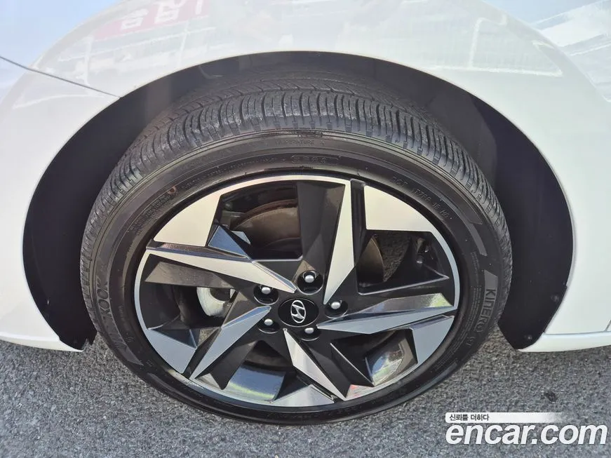 Hyundai AVANTE — фото 5