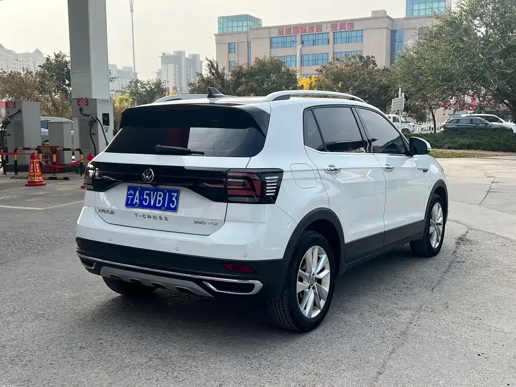 Volkswagen T-Cross — фото 5