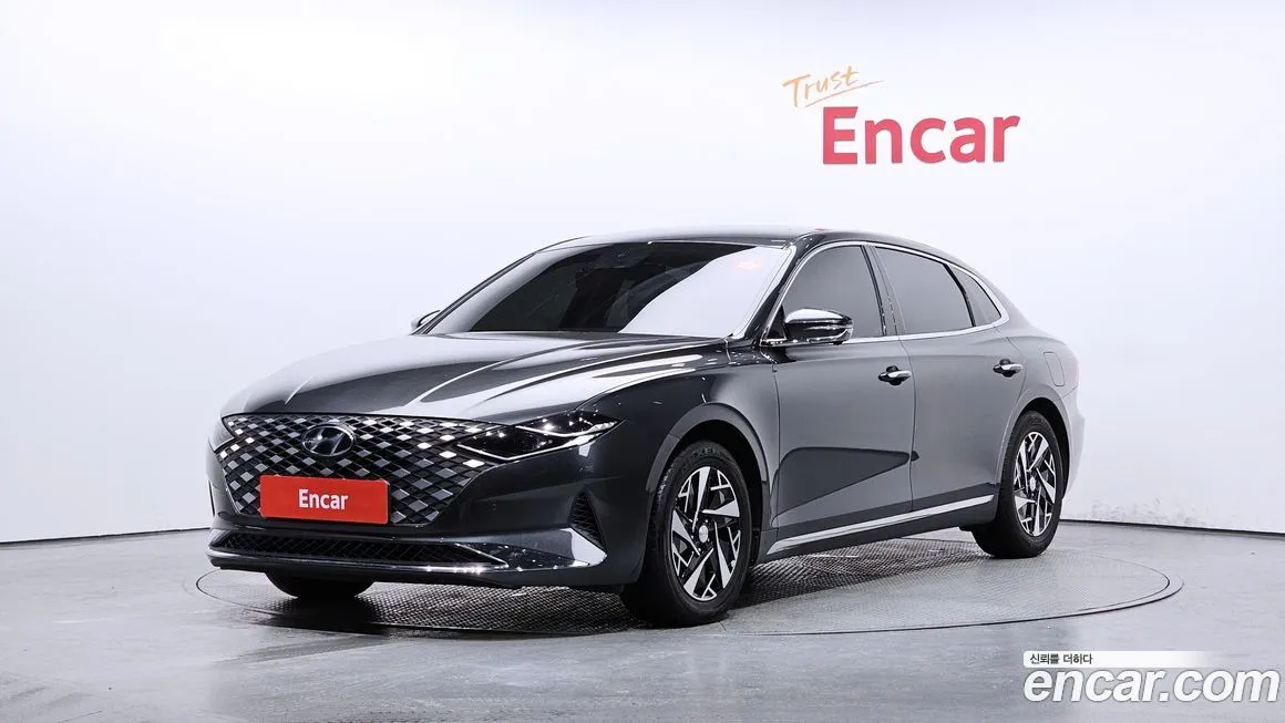 Hyundai Grandeur — фото 1