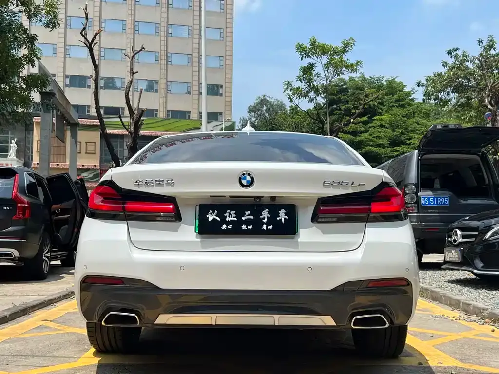 BMW 5 Series New Energy — фото 3