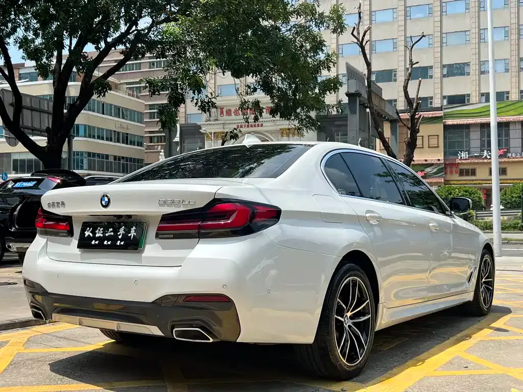 BMW 5 Series New Energy — фото 5
