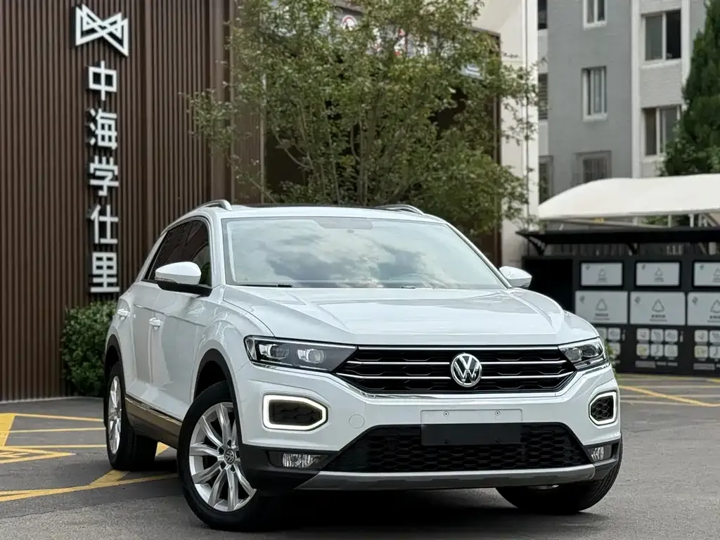 Volkswagen T-Roc — фото 3