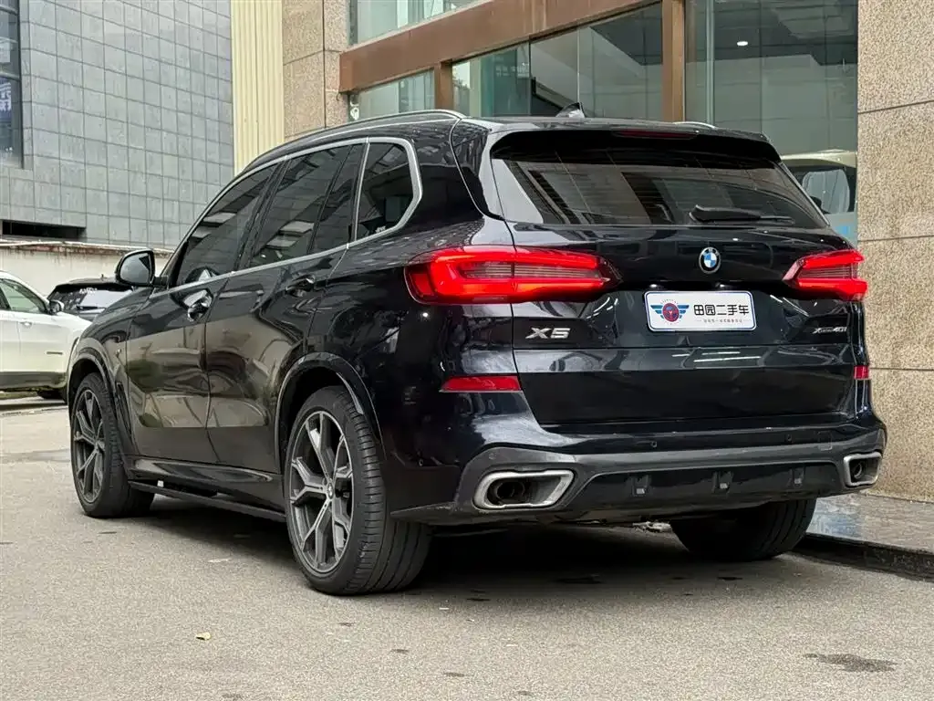 BMW X5 (Import) — фото 4