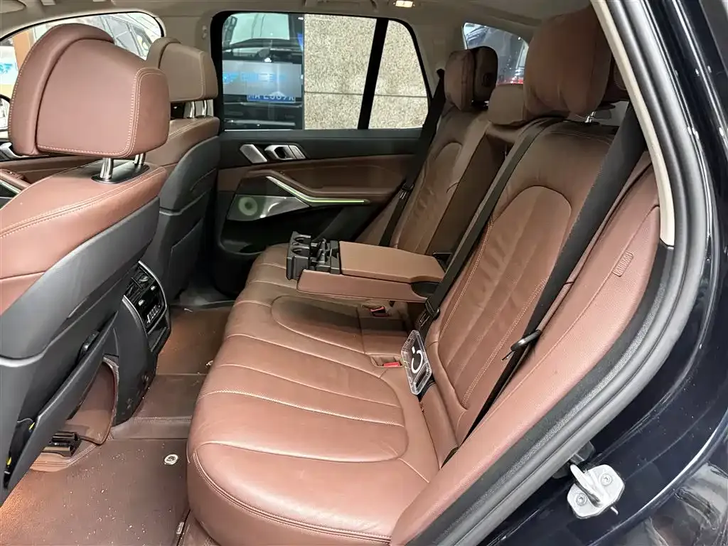 BMW X5 (Import) — фото 9