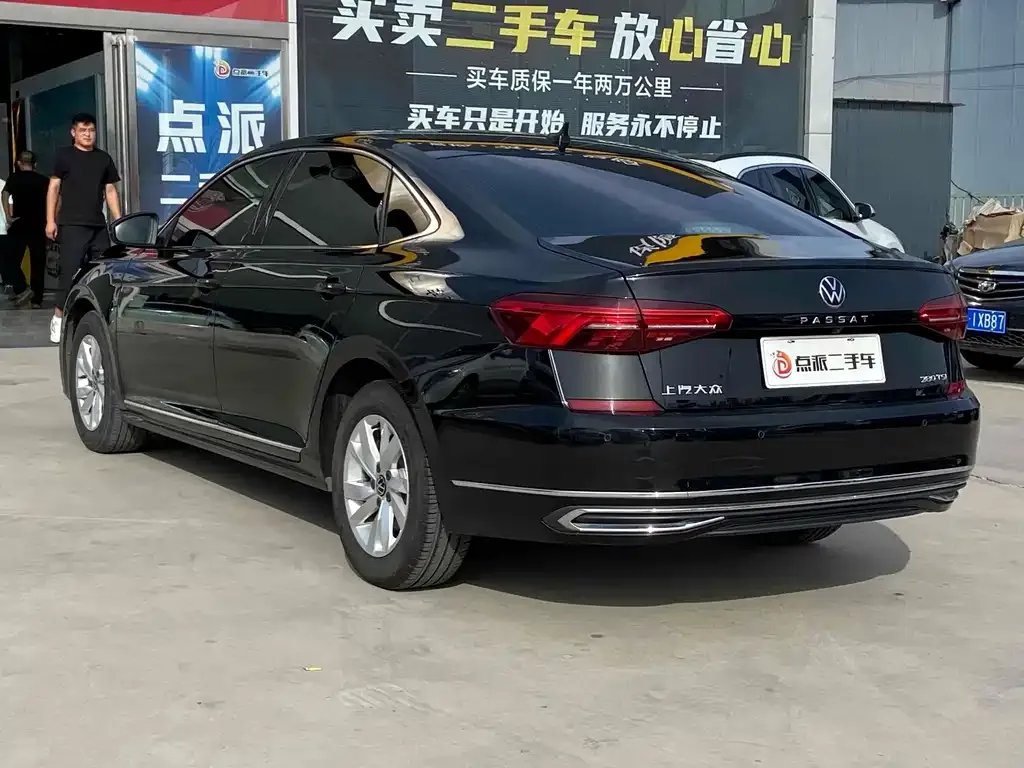 Volkswagen Passat — фото 4
