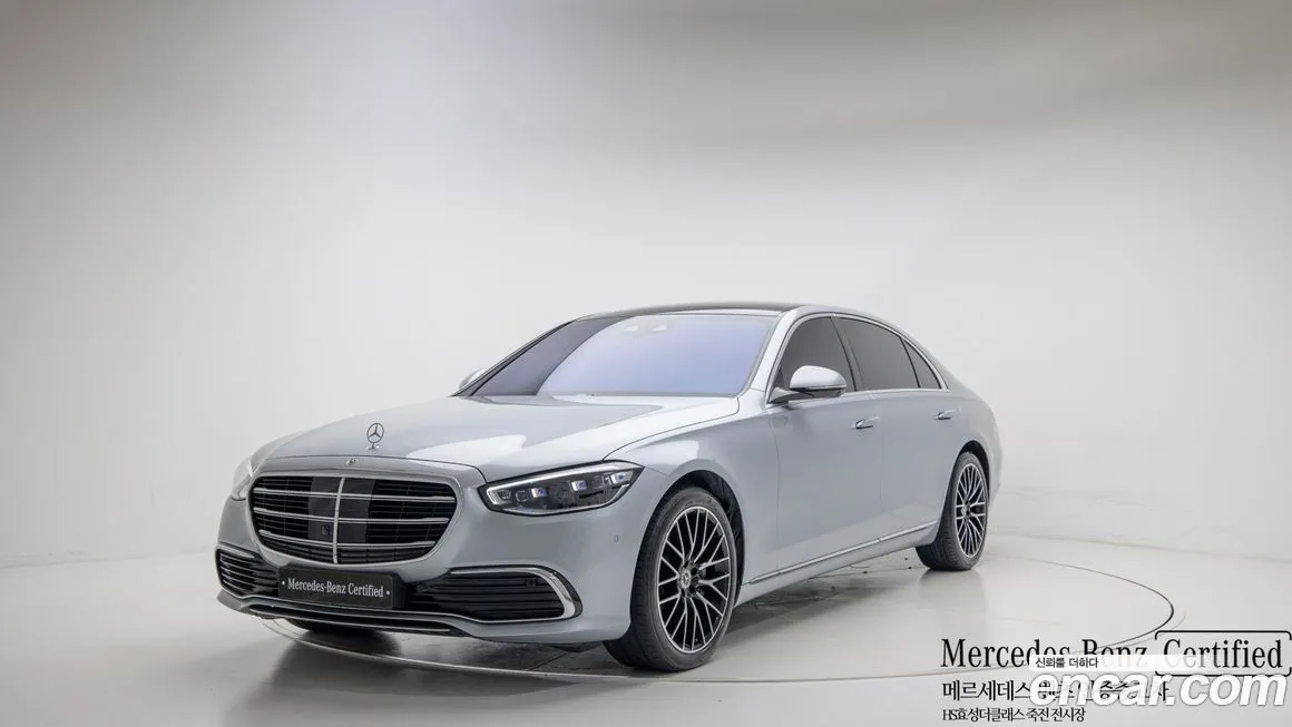 Mercedes-Benz S-Class — фото 1