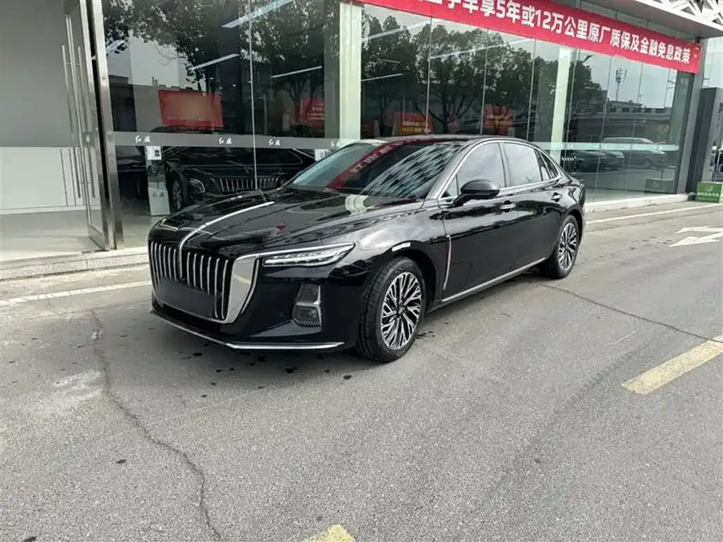 Hongqi H5 — фото 1