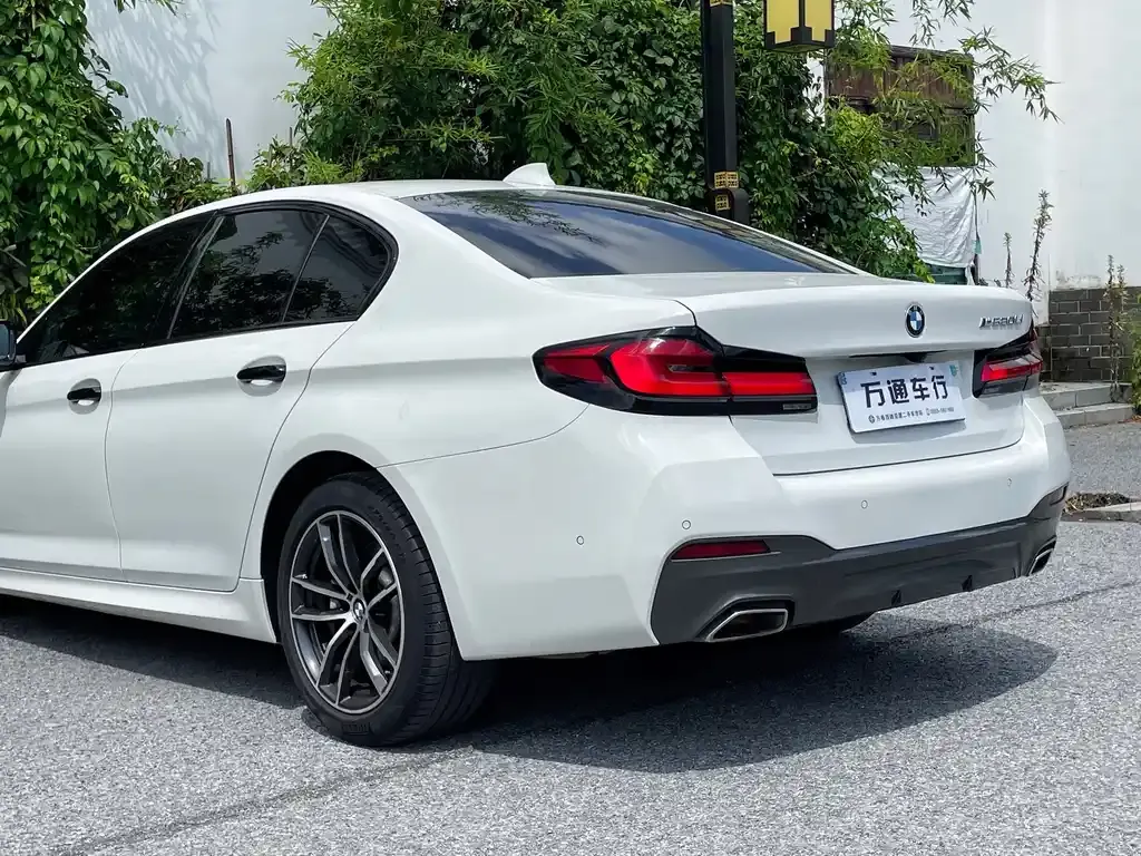 BMW 5 Series (Import) — фото 8