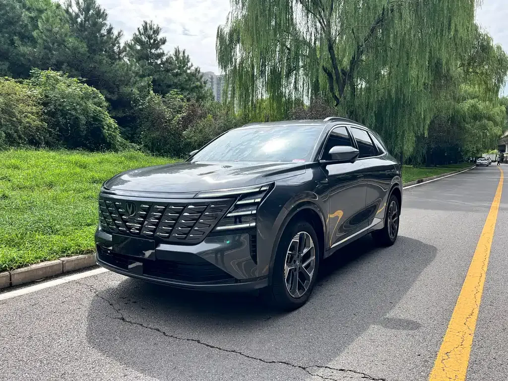 Changan CS75 PLUS — фото 3