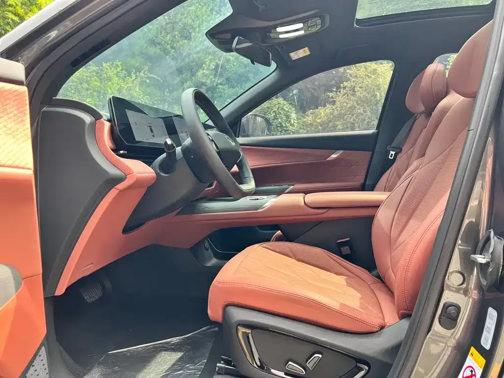 Changan CS75 PLUS — фото 8