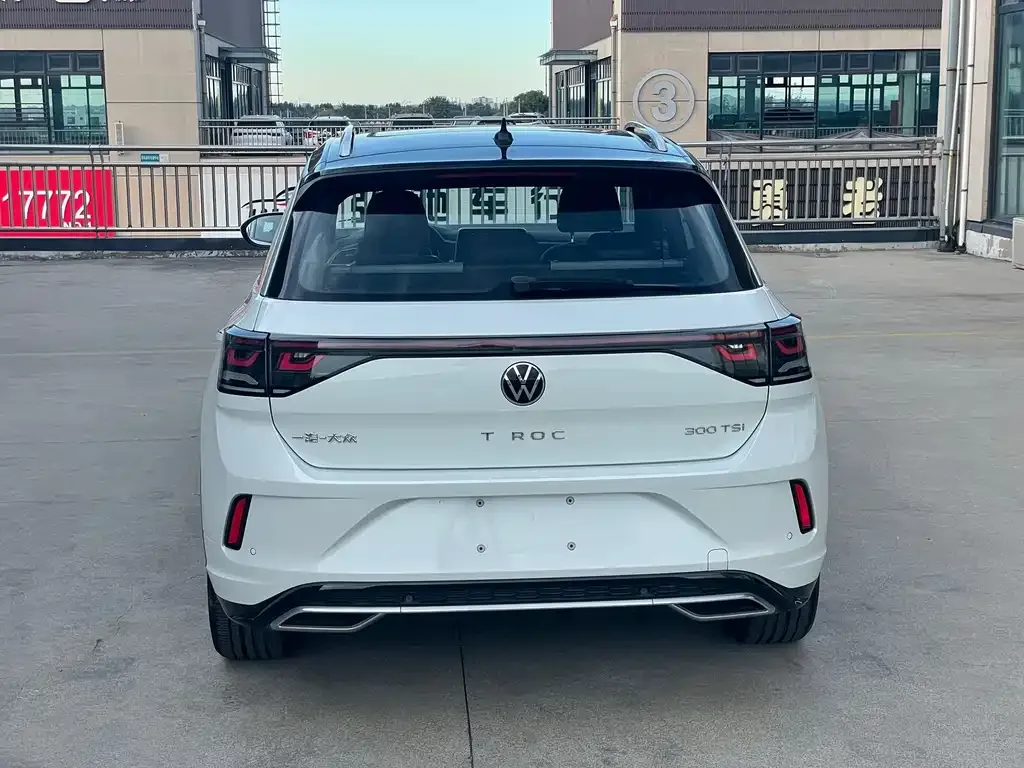 Volkswagen T-Roc — фото 4