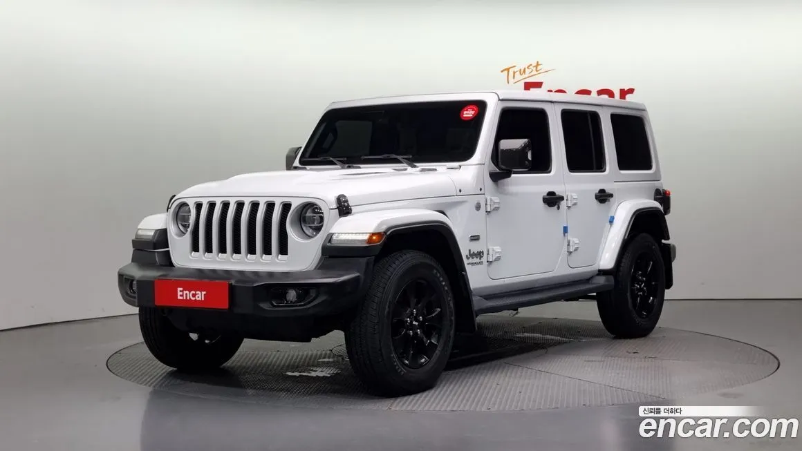 Jeep Wrangler — фото 1
