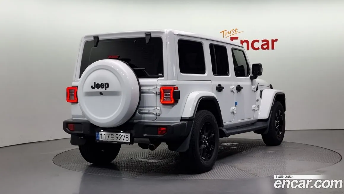 Jeep Wrangler — фото 2