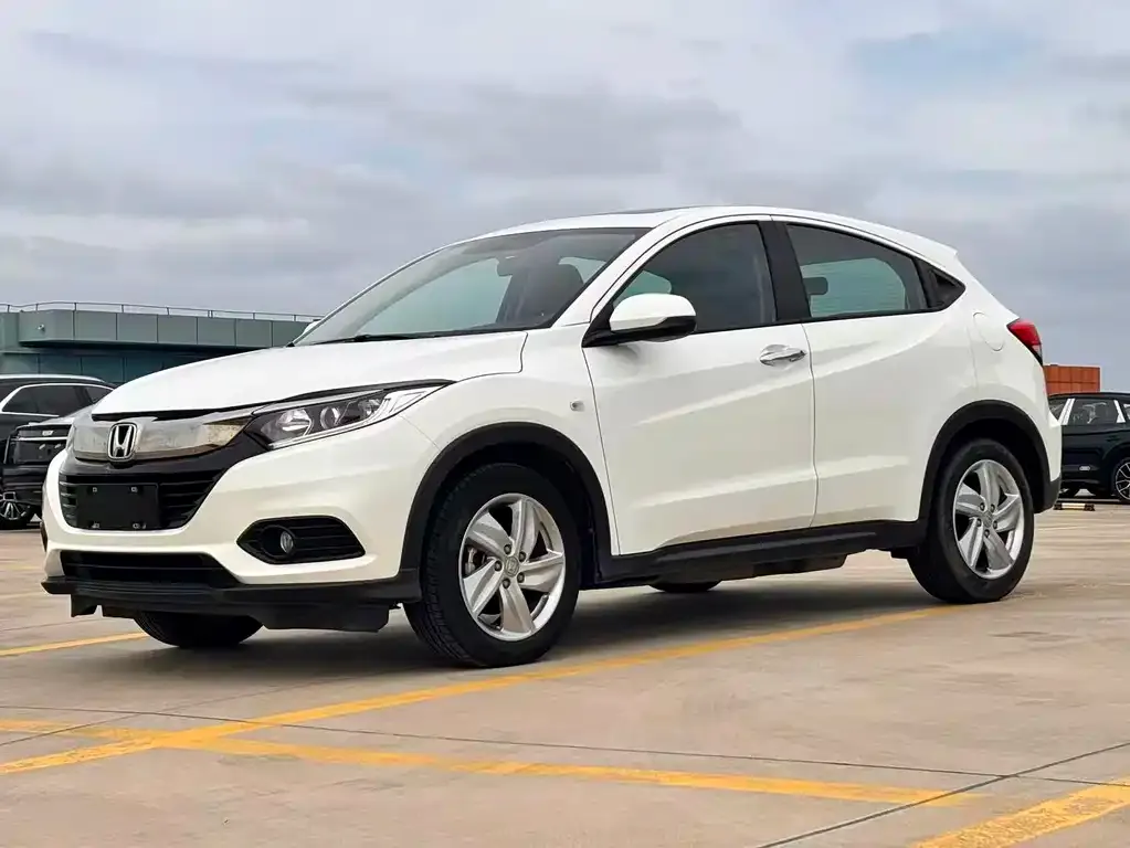 Honda Vezel — фото 1