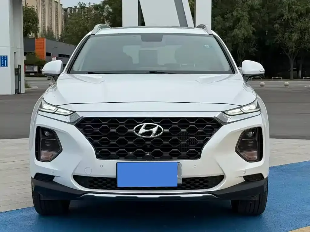 Hyundai Santa Fe — фото 2