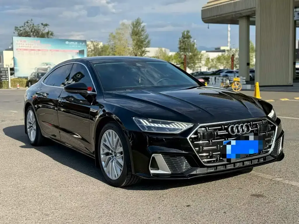 Audi A7L — фото 3