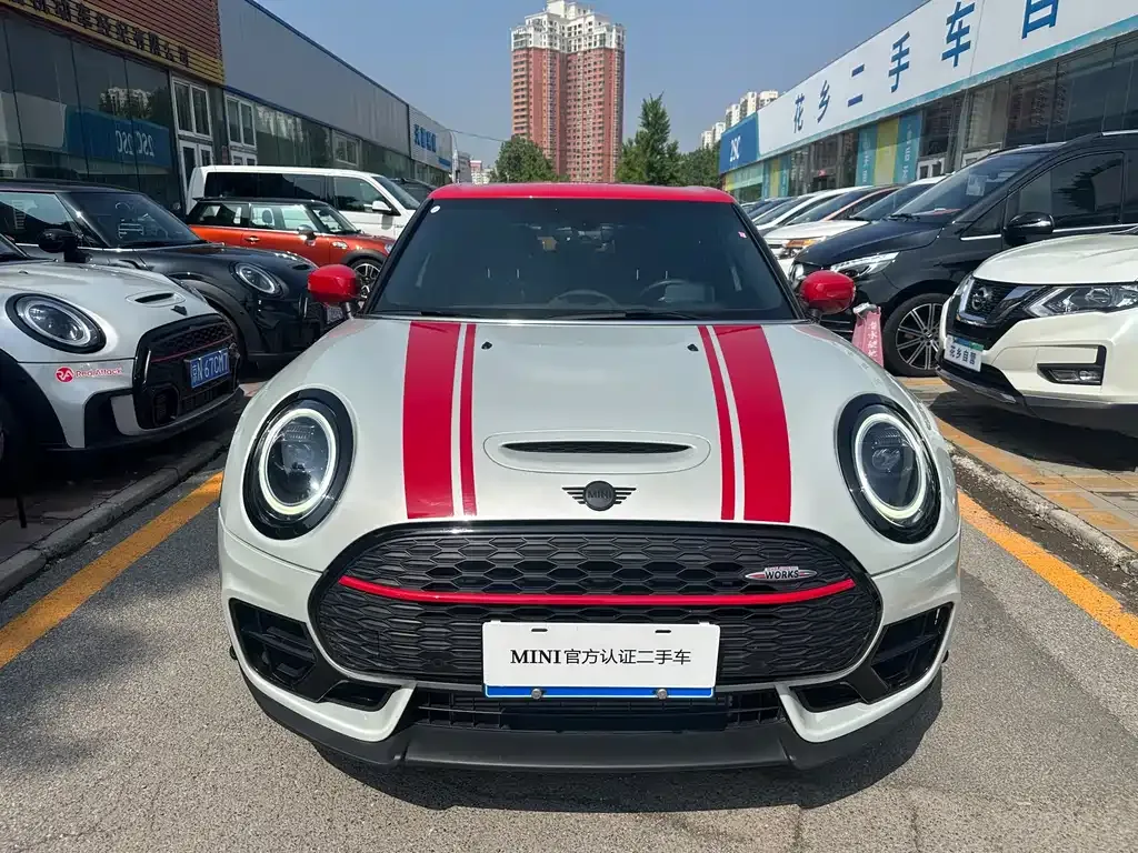 MINI Clubman JCW — фото 2