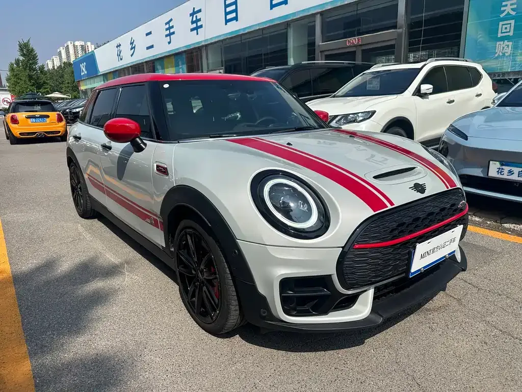 MINI Clubman JCW — фото 3